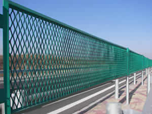 河北厂家供应桥梁防眩防抛网 菱形钢板网护栏 高速公路防眩网