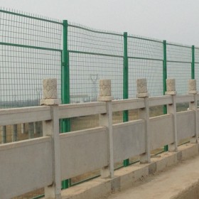 环远桥梁护栏网