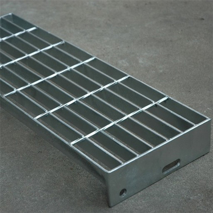 按图定制钢格板 网格栅 金属建筑踏步板 镀锌异形沟盖板