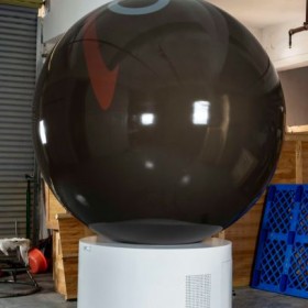 内投球幕：新型的球形显示技术