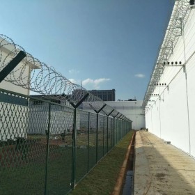 厂家直售看守所 监狱 等刀刺护栏网 刺绳安全防护网 防攀爬网