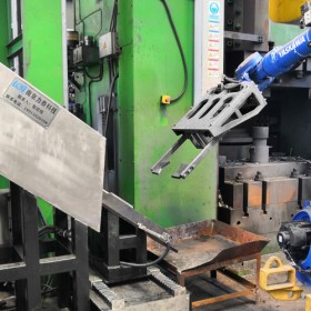 锻造制造中桁架机器人的应用找力泰科技桁架机械厂家