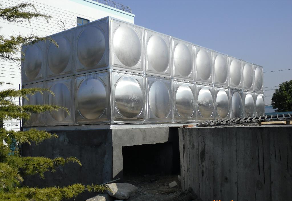 不锈钢水箱长方形水箱食品级储水罐1立方不锈钢消防水箱水塔定制