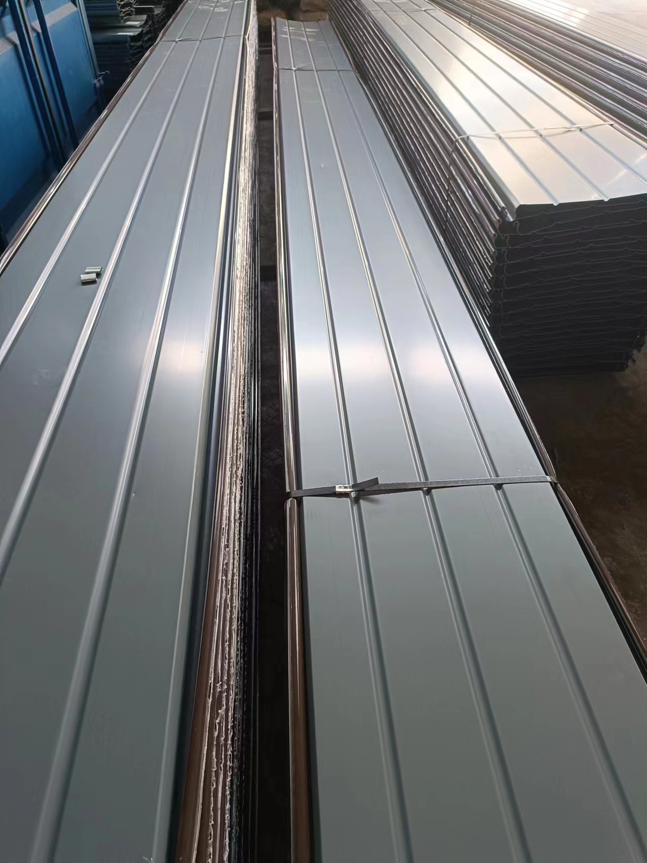 广东铝镁锰板高立边直立锁边可做弯弧扇形厂家